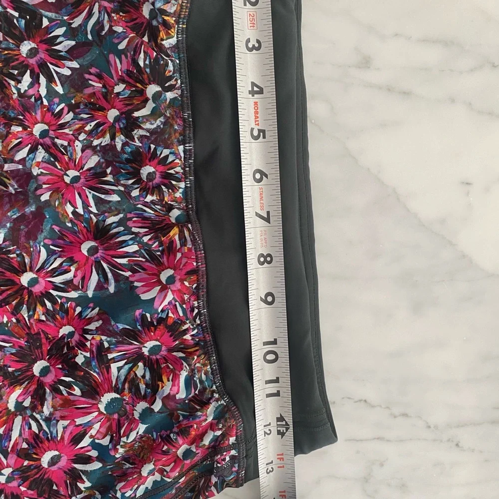 Lululemon Pace Rival skort size 2 - Picture 5 of 7